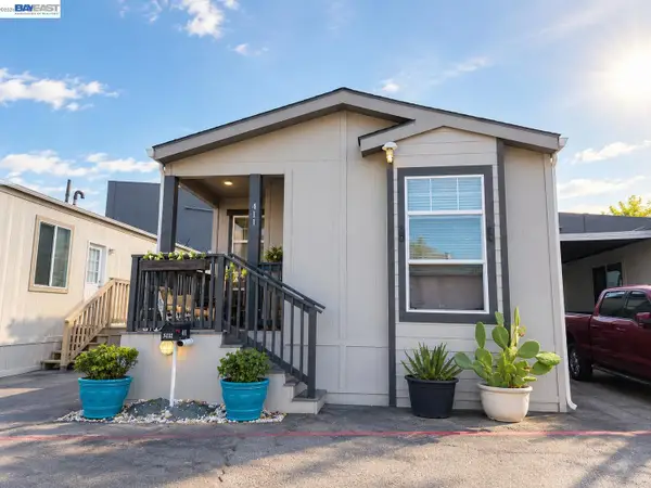 3015 E Bayshore Rd #411, Redwood City, CA 94063