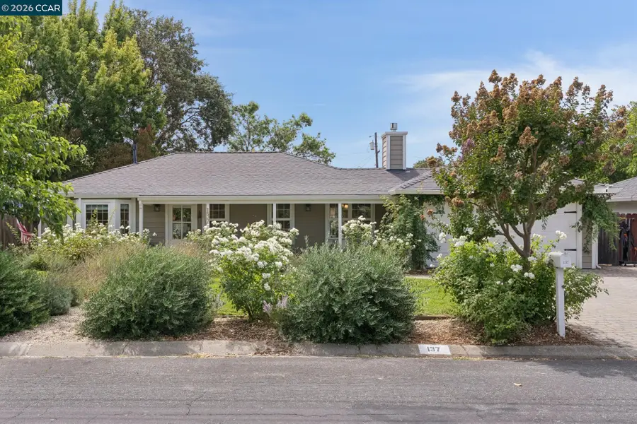 137 Adria Dr, Pleasant Hill, CA 94523 - #2