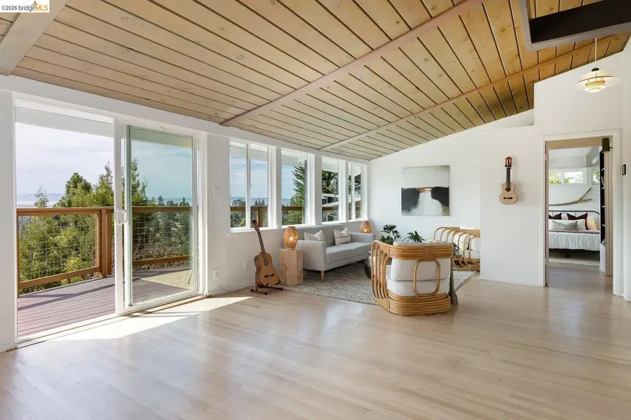 1999 Gaspar Dr, Oakland, CA 94611 - #2