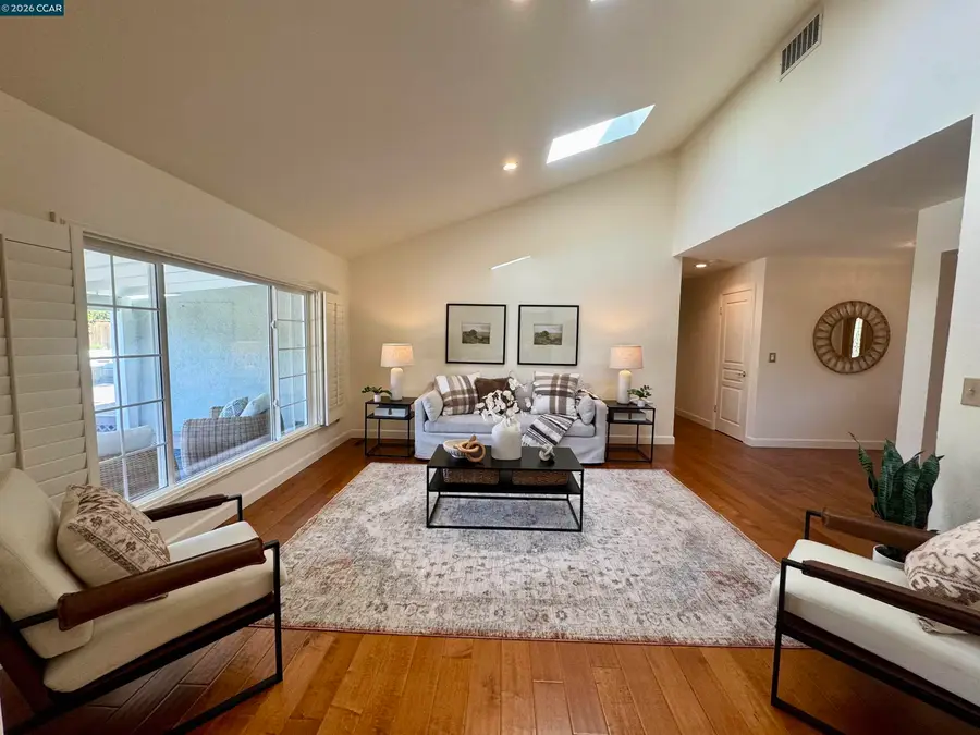 726 Bloching Cir, Clayton, CA 94517 - #3
