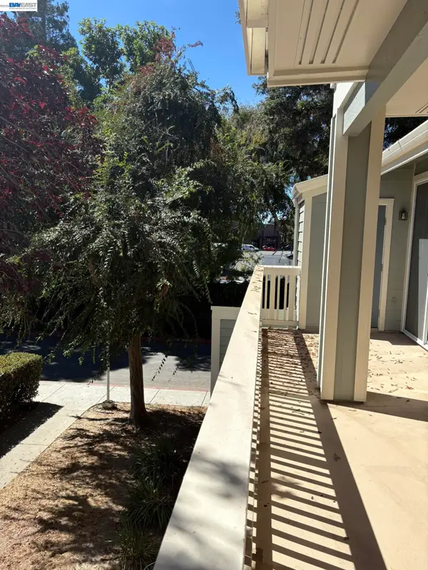 3663 Oakwood Ter #211, Fremont, CA 94536