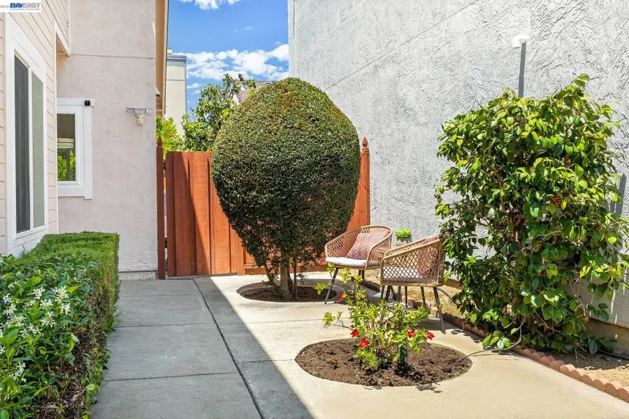 5439 Sunstar Commons, Fremont, CA 94555 - #3