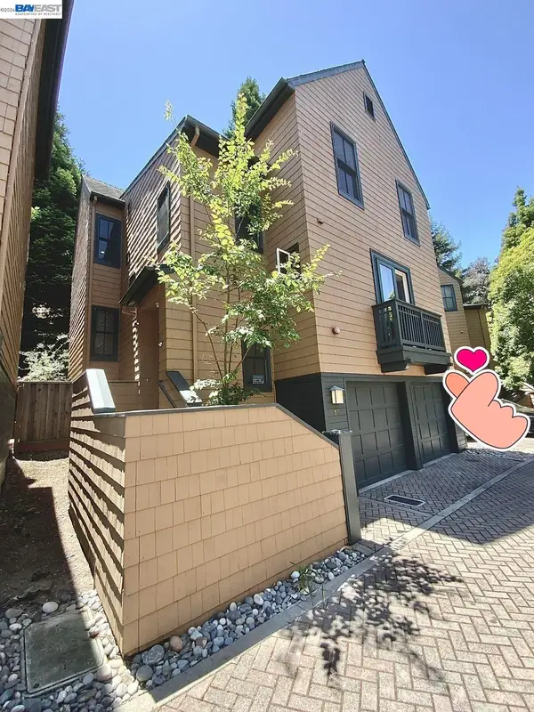 19 Edgewood Pl, Belmont, CA 94002