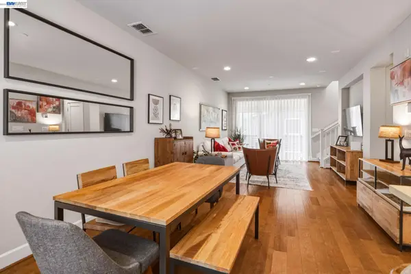 389 Basswood Cmn #11, Livermore, CA 94551