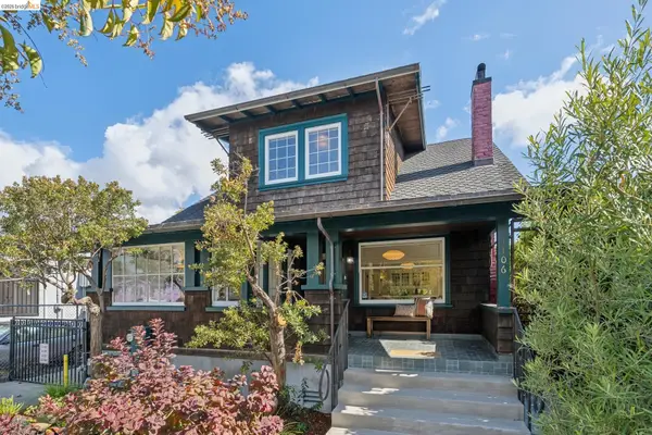 1106 Russell St, Berkeley, CA 94702