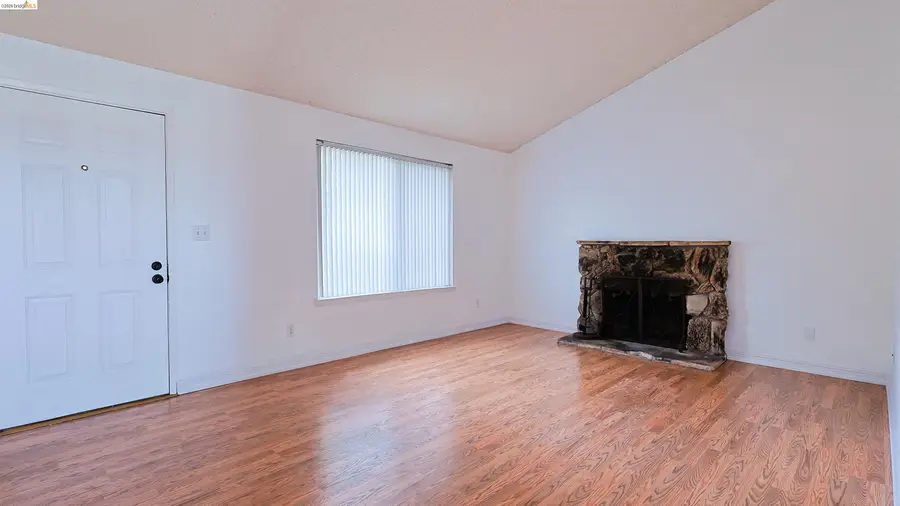 520 Pamela Dr, Bay Point, CA 94565 - #2