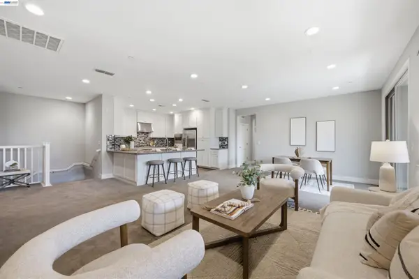 681 Sandalwood Drive #4, Livermore, CA 94551