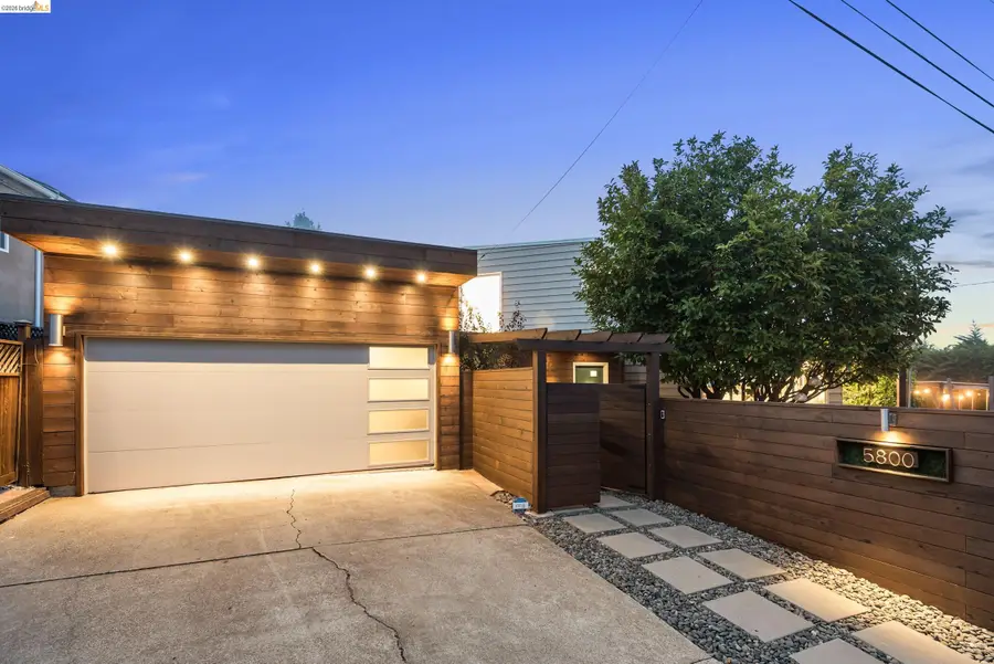 5800 Saint Paul Ct, Oakland, CA 94618 - #3