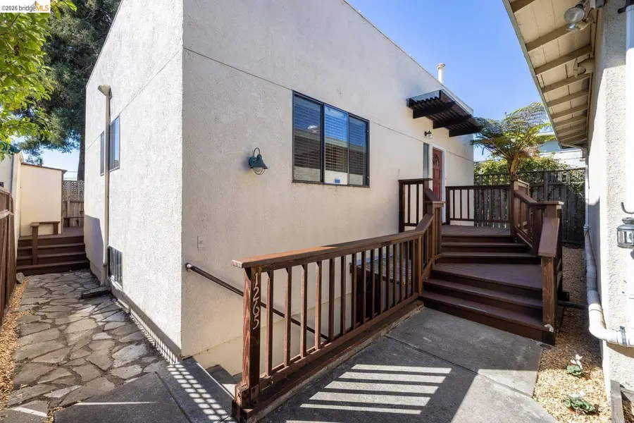 1269 Hopkins St, Berkeley, CA 94702 - #3