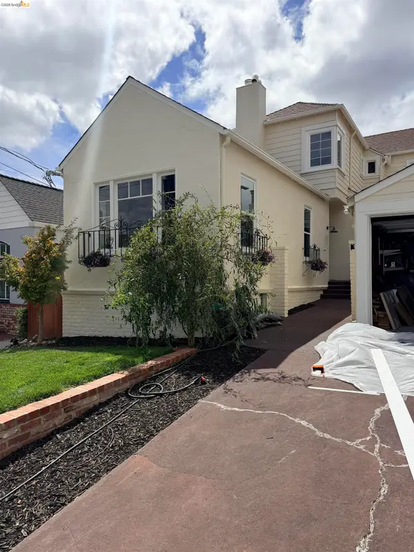 5327 Brann St, Oakland, CA 94619