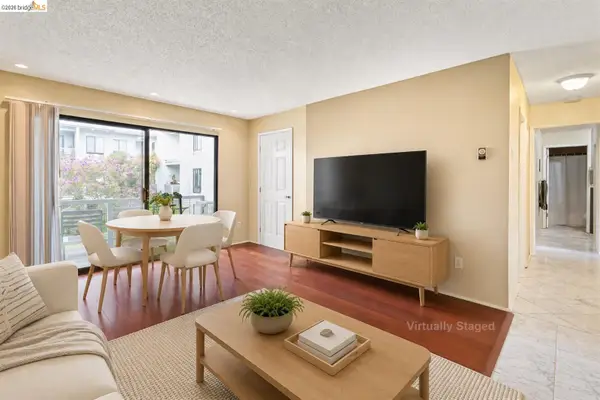 8 Commodore Dr #C359, Emeryville, CA 94608
