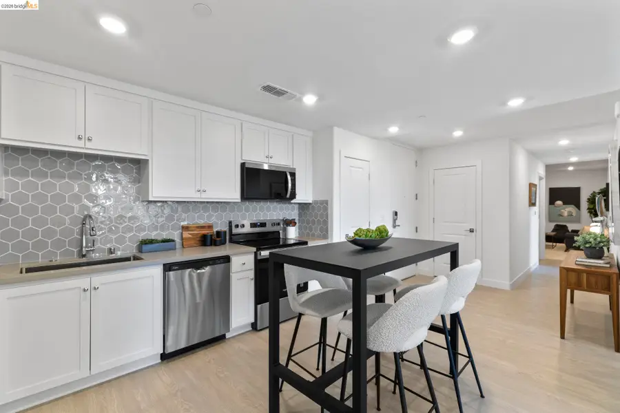 500 Somi Ct #307, Hayward, CA 94544 - #3