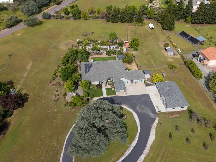 22282 Bennett Rd, Sonora, CA 95370 - #2