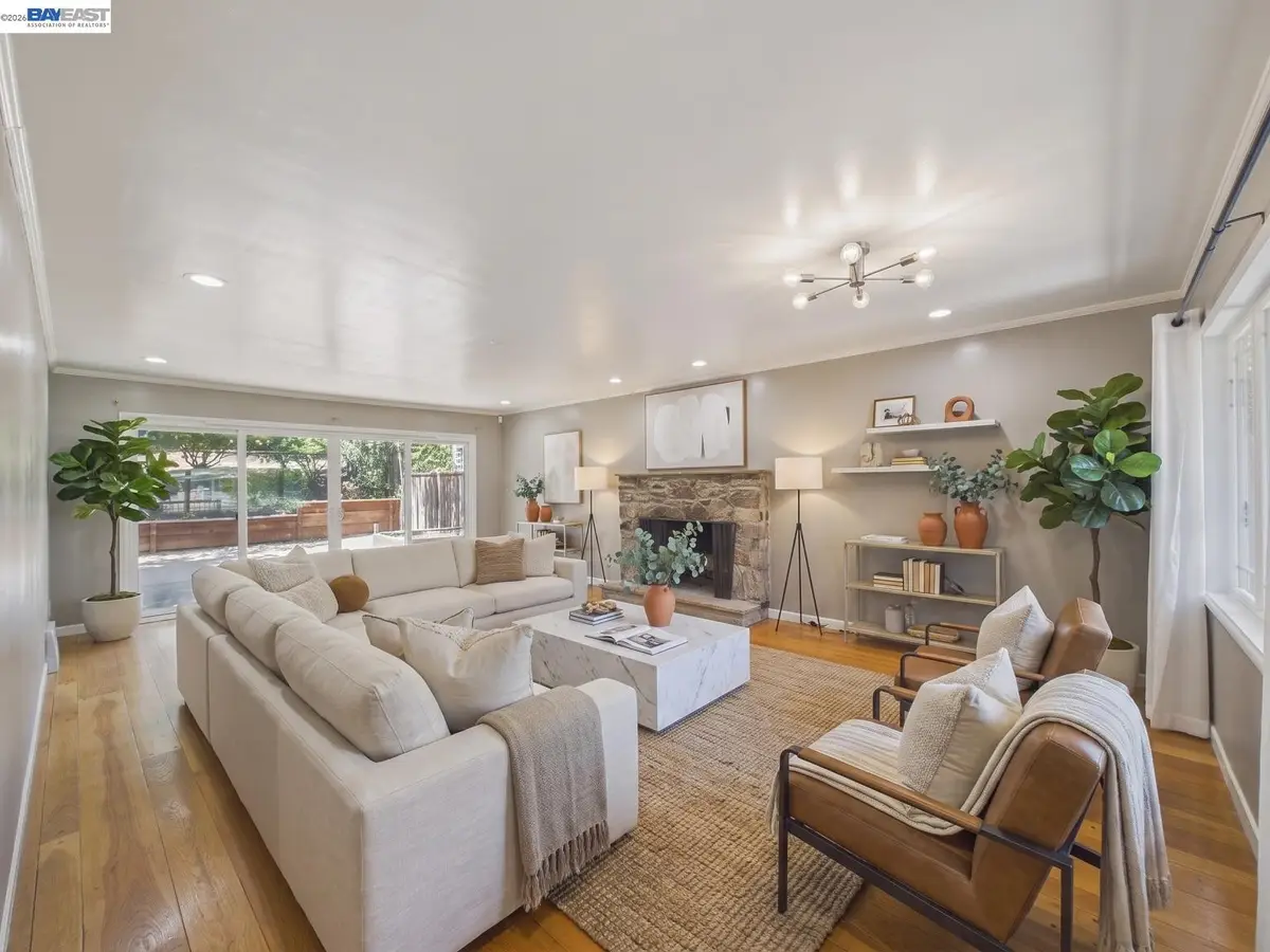 4015 Rusting Ave, Oakland, CA 94605 - #1
