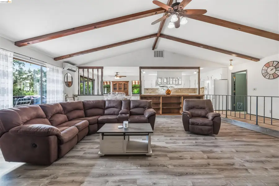 1240 Suzanne Dr, Angels Camp, CA 95222 - #2