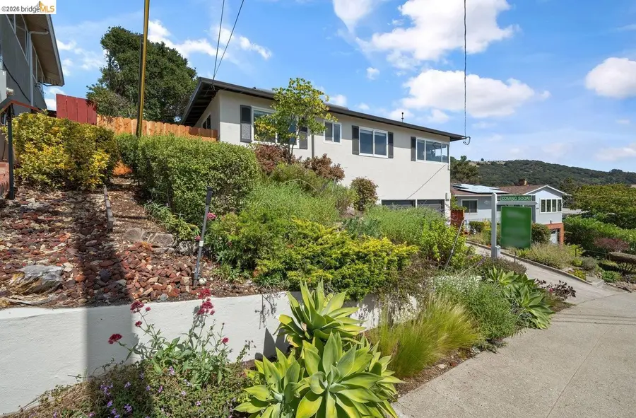 4836 Reinhardt Dr, Oakland, CA 94619 - #2