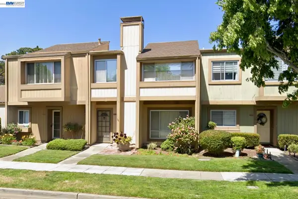 3204 Fiji Ln, Alameda, CA 94502