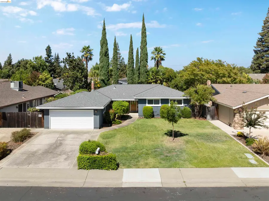 9107 Yount Court, Elk Grove, CA 95624 - #2