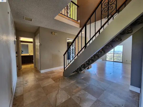 1108 Holmes Way, Hayward, CA 94541