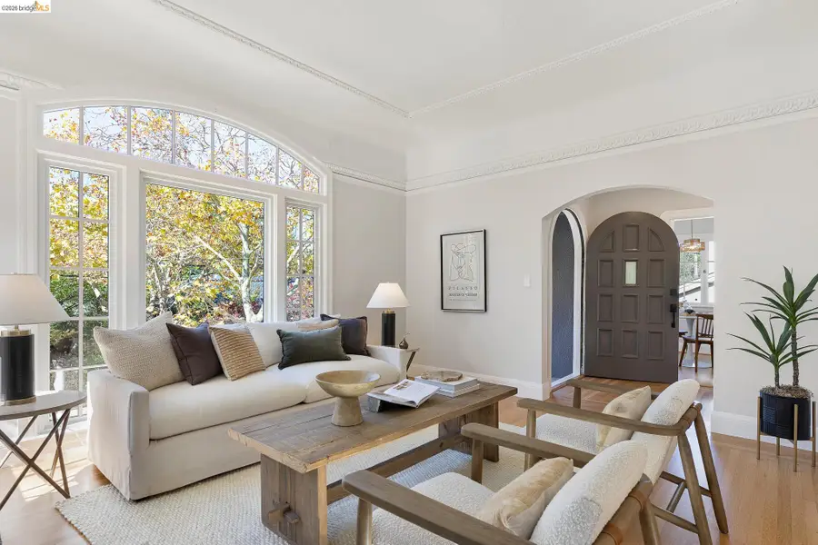 348 Jerome Ave, Piedmont, CA 94610 - #3