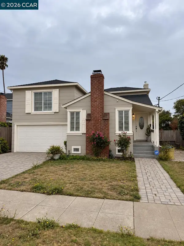 110 Murdock St, Richmond, CA 94804