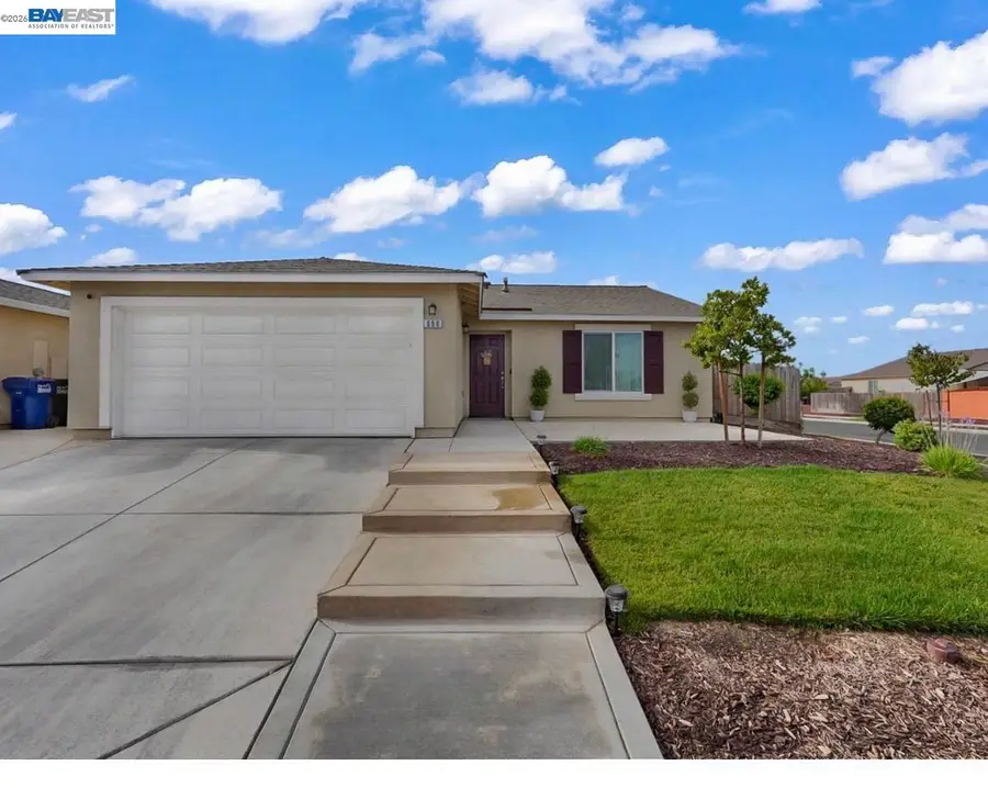 698 Keng Crt., Merced, CA 95341 - #2