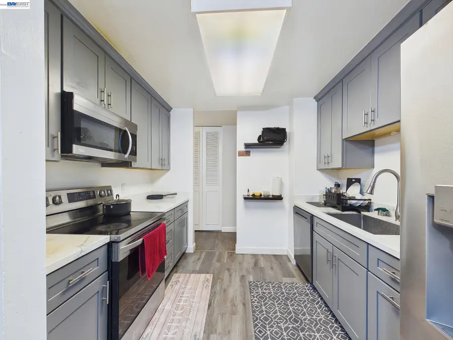 1750 Halford Ave #211, Santa Clara, CA 95051 - #2