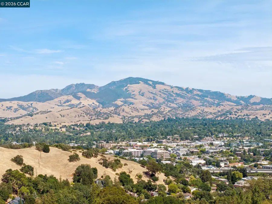 136 Hillcroft Way, Walnut Creek, CA 94597 - #2