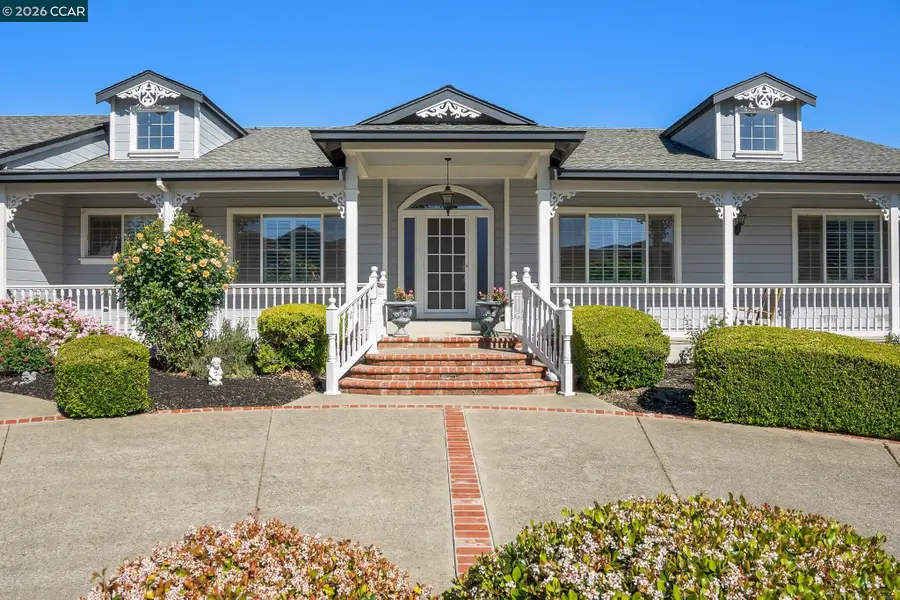 8106 Marsh Creek Rd, Clayton, CA 94517 - #2
