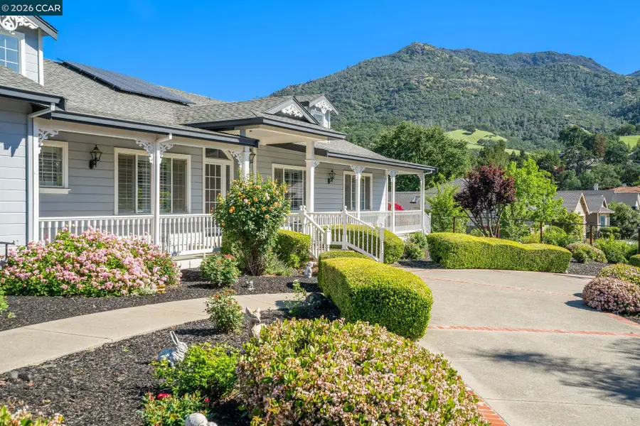8106 Marsh Creek Rd, Clayton, CA 94517 - #3