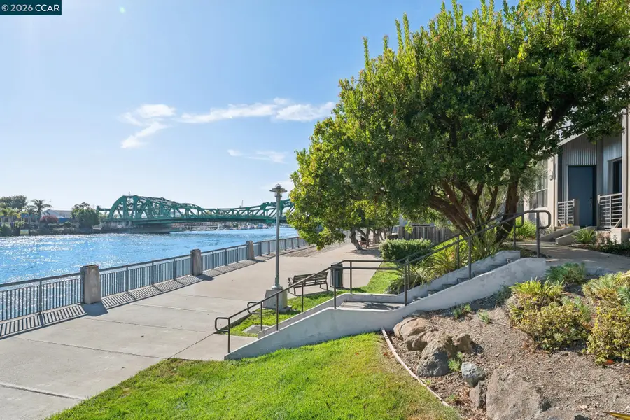 2803 Regatta Drive, Oakland, CA 94601 - #2