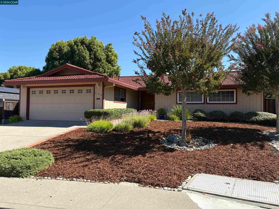 340 Greenway Dr, Martinez, CA 94553 - #2