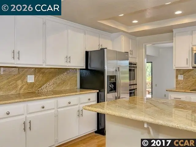 1727 Spyglass Ln, Moraga, CA 94556 - #3