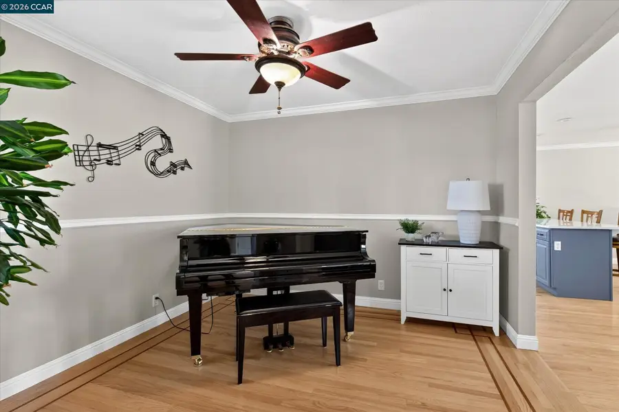 1812 Elkwood Dr, Concord, CA 94519 - #2
