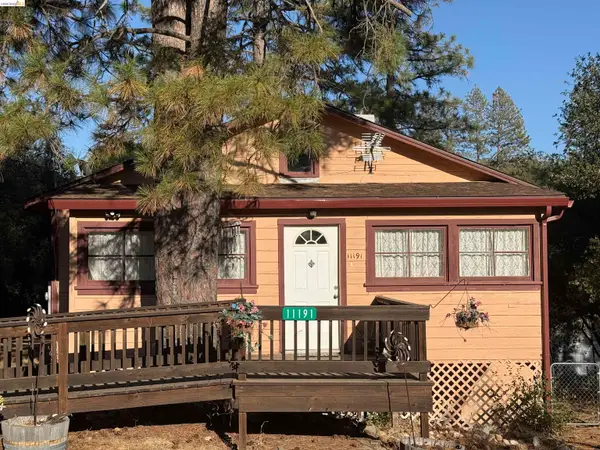 11191 Big Oak Rd, Big Oak Flat, CA 95305
