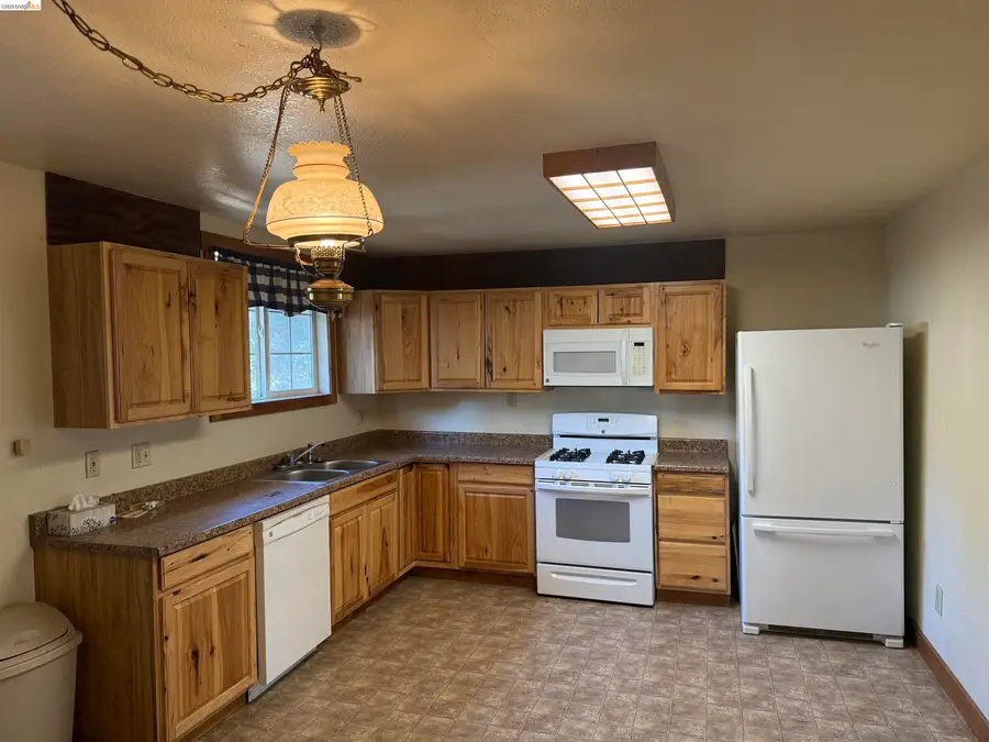 11191 Big Oak Rd, Groveland, CA 95305 - #2