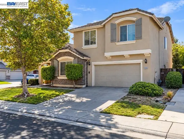10336 Jenny Lynn Way, Elk Grove, CA 95757