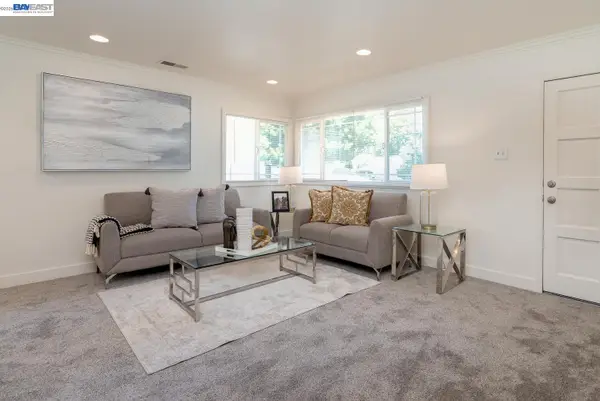 Address Withheld By Seller, Hayward, CA 94541