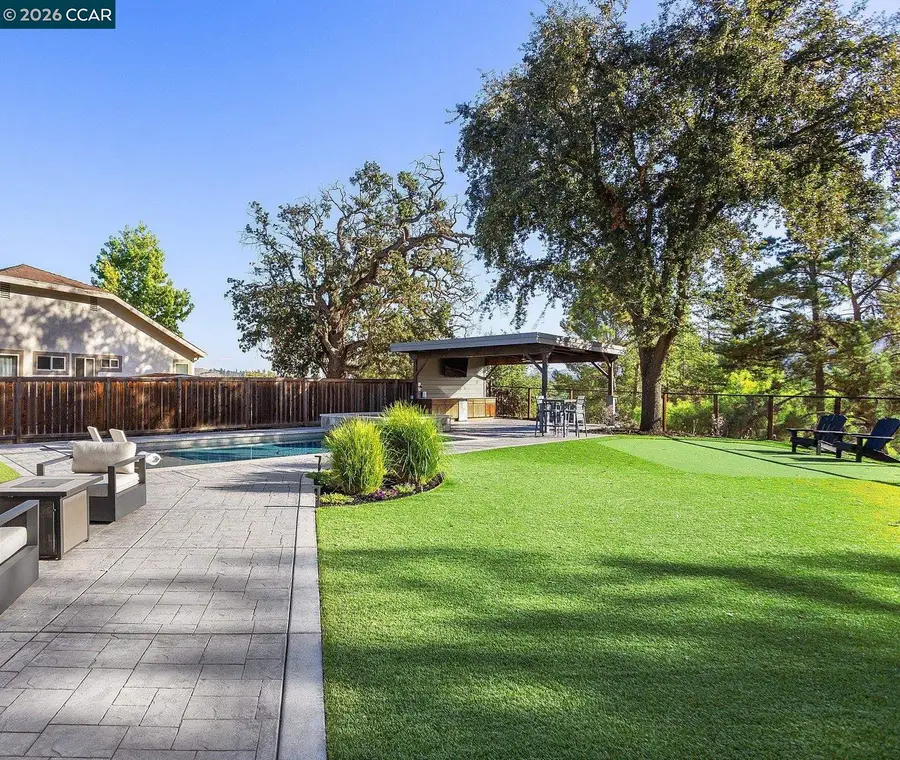 26 Millbrook Ct, Danville, CA 94526 - #3