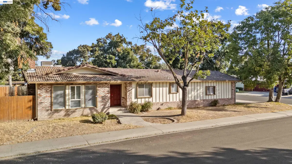 2709 Albion Way, Modesto, CA 95358 - #1