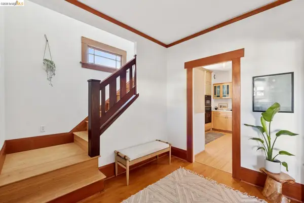 6016 Orchard Ave, Richmond, CA 94804