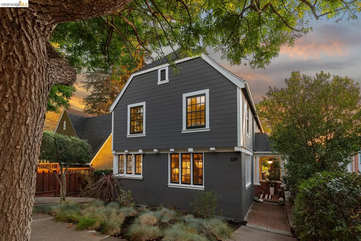 229 Carmel Ave, Piedmont, CA 94611 - #1