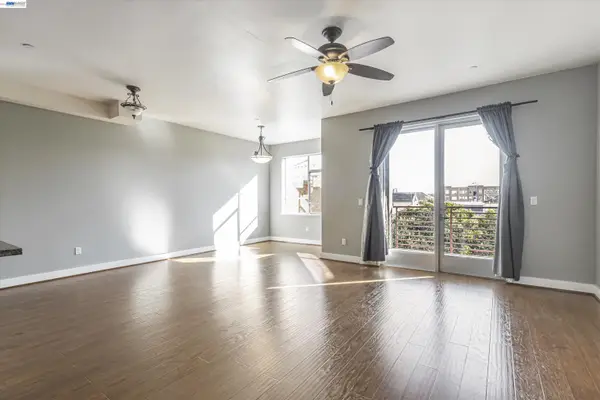 1020 Jackson St #402, Oakland, CA 94607