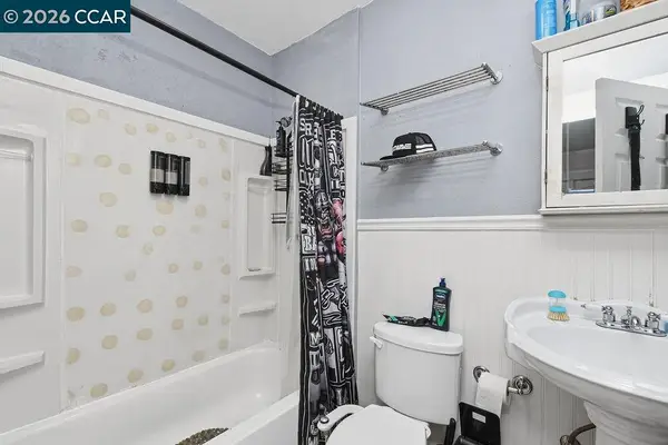 824-828 Richardson, Martinez, CA 94553