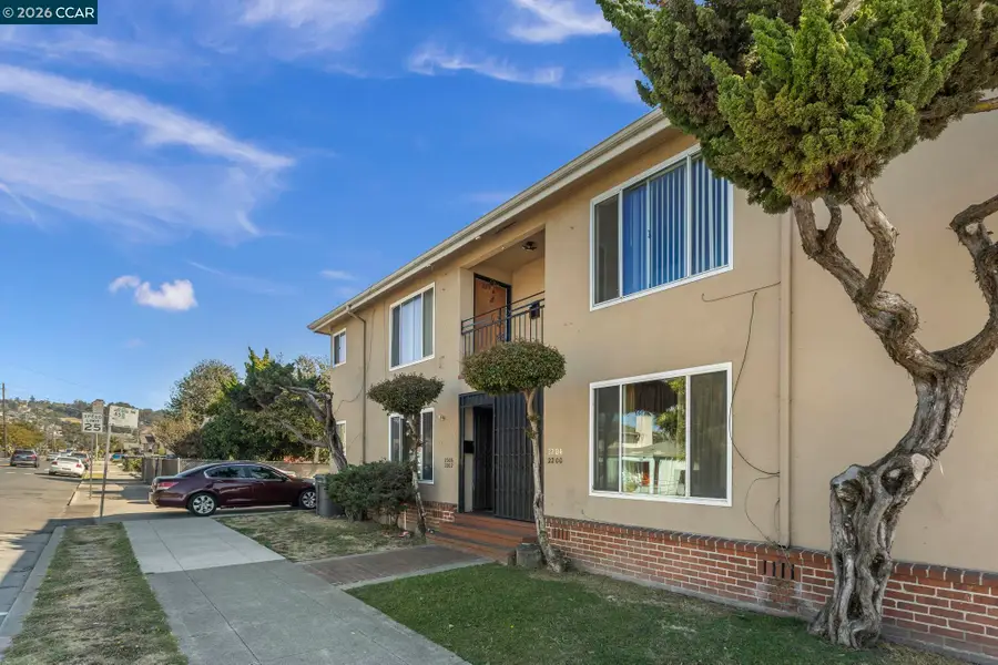 2206 106th Ave, Oakland, CA 94603 - #2