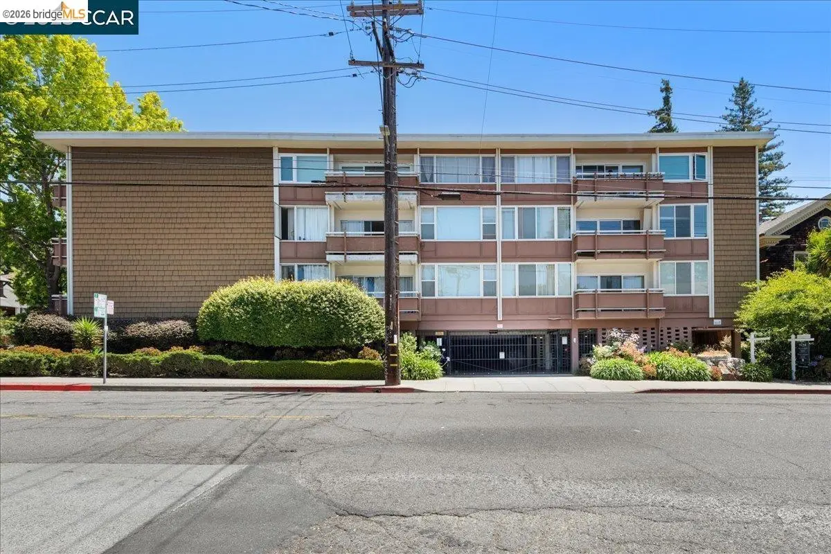 2601 College Ave #111, Berkeley, CA 94704 - #1