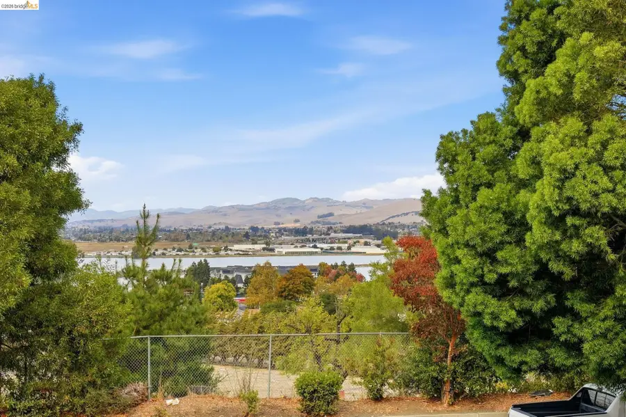 1 Frisbie St #415, Vallejo, CA 94590 - #3