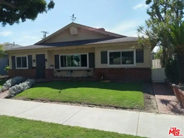 2553 Pine Avenue, Long Beach, CA 90806 - Image #2