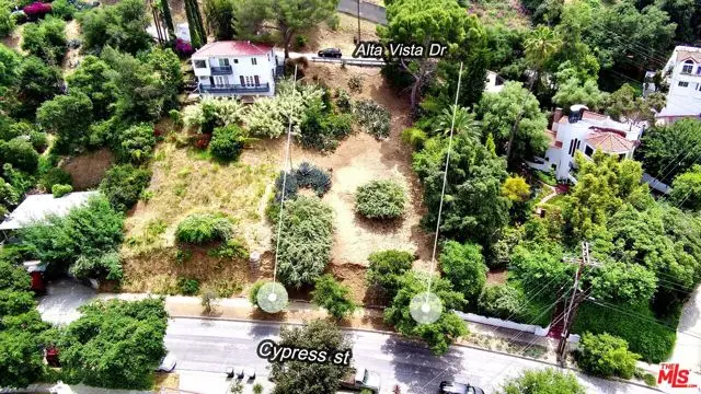 634 E Cypress Street, Glendale, CA 91205 - #1