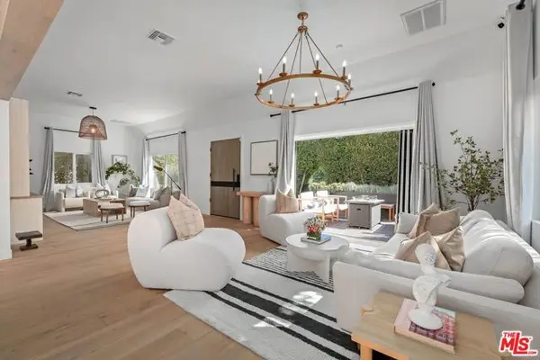 1155 S Rimpau Boulevard, Los Angeles, CA 90019